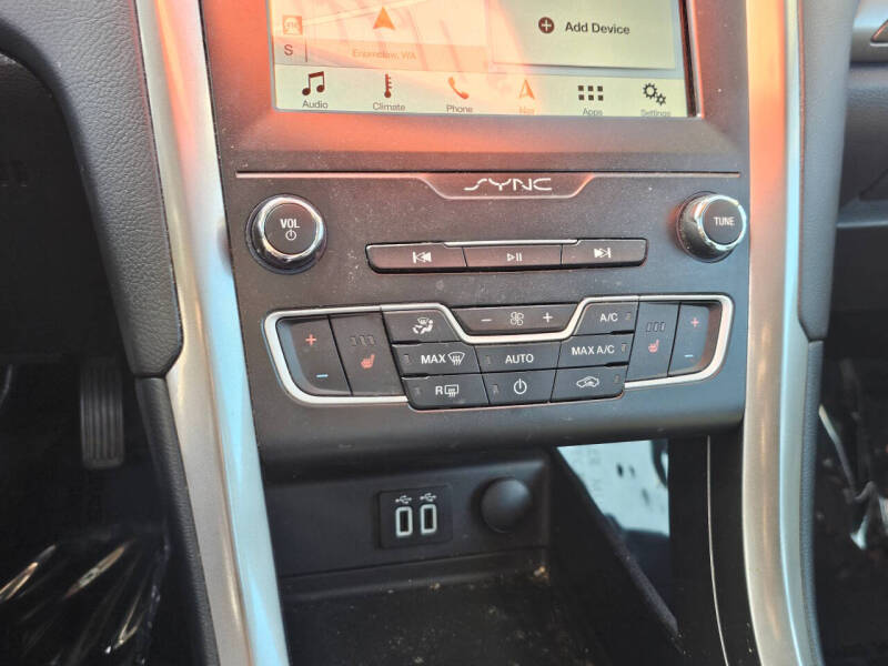 2019 Ford Fusion SEL