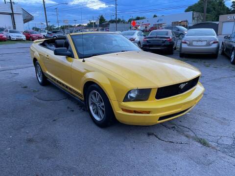 2005 Ford Mustang for sale at Green Ride Inc in Nashville TN