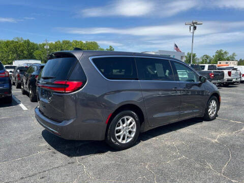 2023 Chrysler Pacifica Touring L