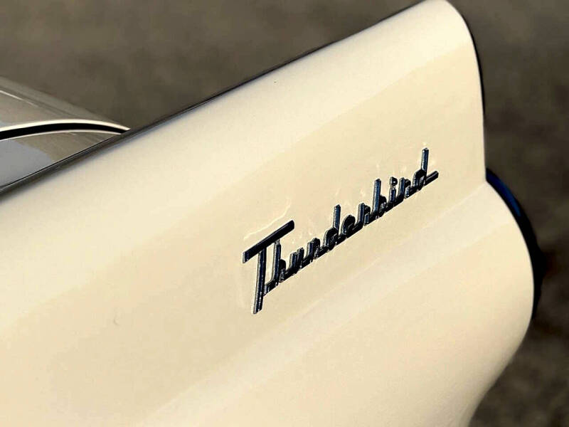 1955 Ford Thunderbird