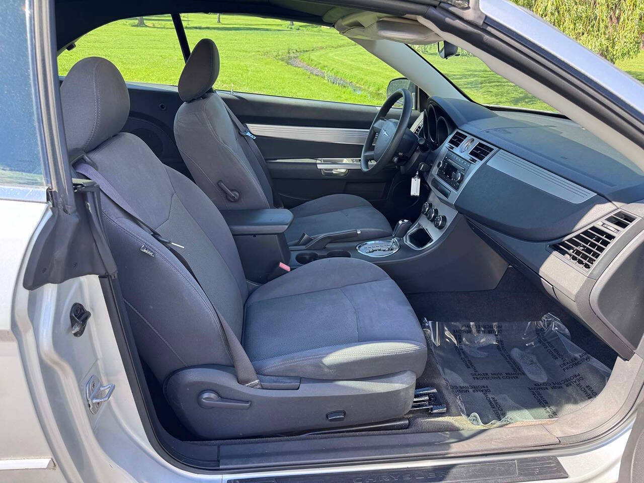 2009 Chrysler Sebring 15