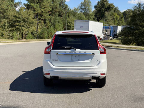 2015 Volvo XC60 T5 Drive-E Premier