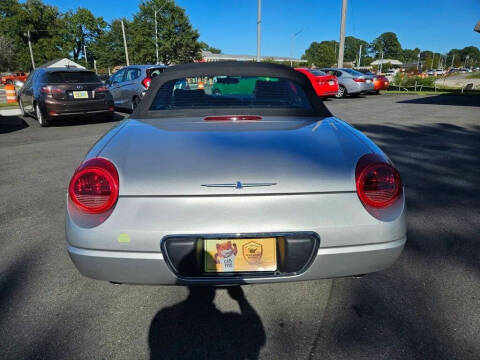 2004 Ford Thunderbird Deluxe