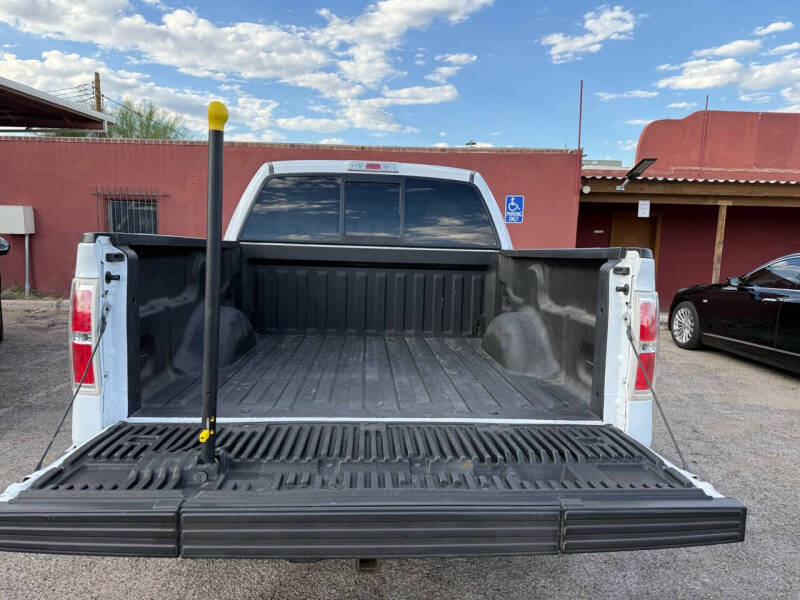 2014 Ford F-150 Lariat photo 24