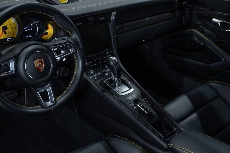 2018 Porsche 911 Turbo S