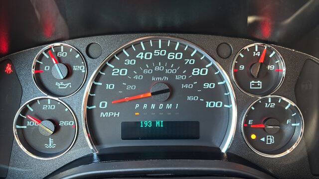 2025 Chevrolet Express 2500