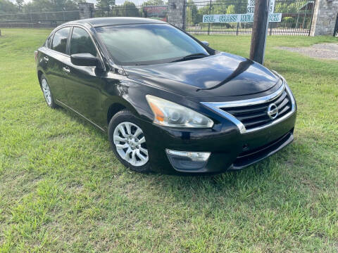 2015 Nissan Altima for sale at DRIVEN AUTO in Smithville TX