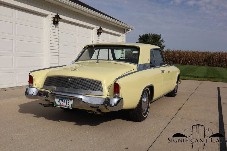 1962 Studebaker GT Hawk