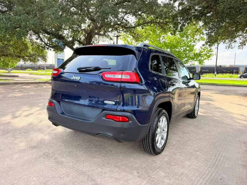 2016 Jeep Cherokee