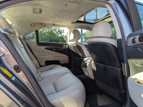 2013 Lexus LS 460