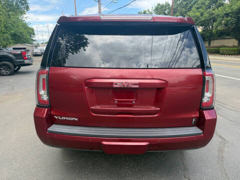 2017 GMC Yukon SLT