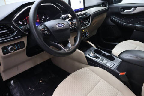 2021 Ford Escape Hybrid SE