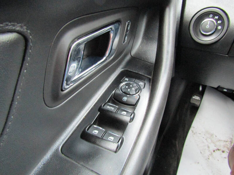 2015 Ford Taurus SEL