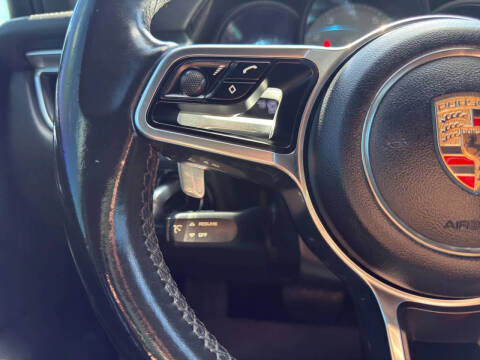 2016 Porsche Macan S