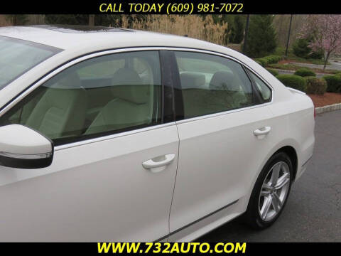 2014 Volkswagen Passat 1.8T SEL Premium PZEV