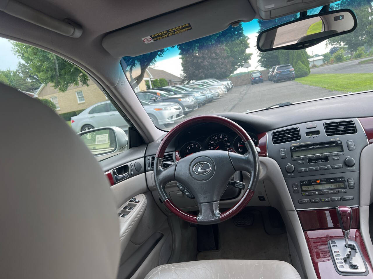 Silver 2004 Lexus ES 330 Base 4dr Sedan 5