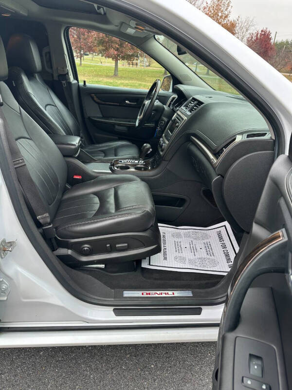 2016 GMC Acadia Denali