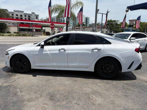2022 Kia K5