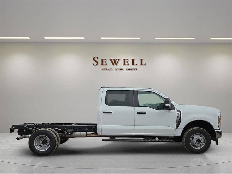 2026 Ford F-350 Super Duty XL