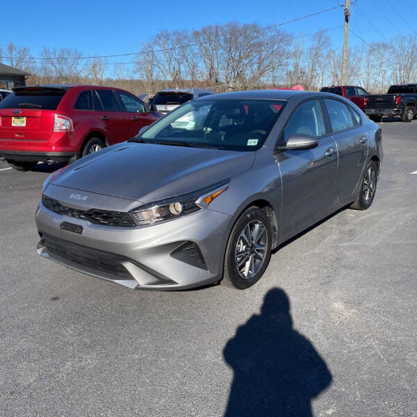 Kia Forte's photo