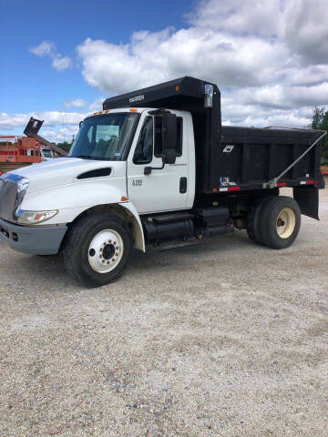 2006 International DuraStar 4300 for sale at Ramsey Truck Sales LLC in Benton AR