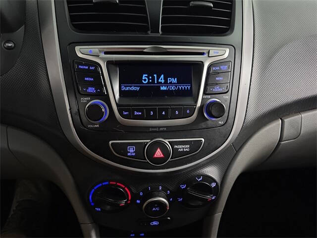 2016 Hyundai Accent SE