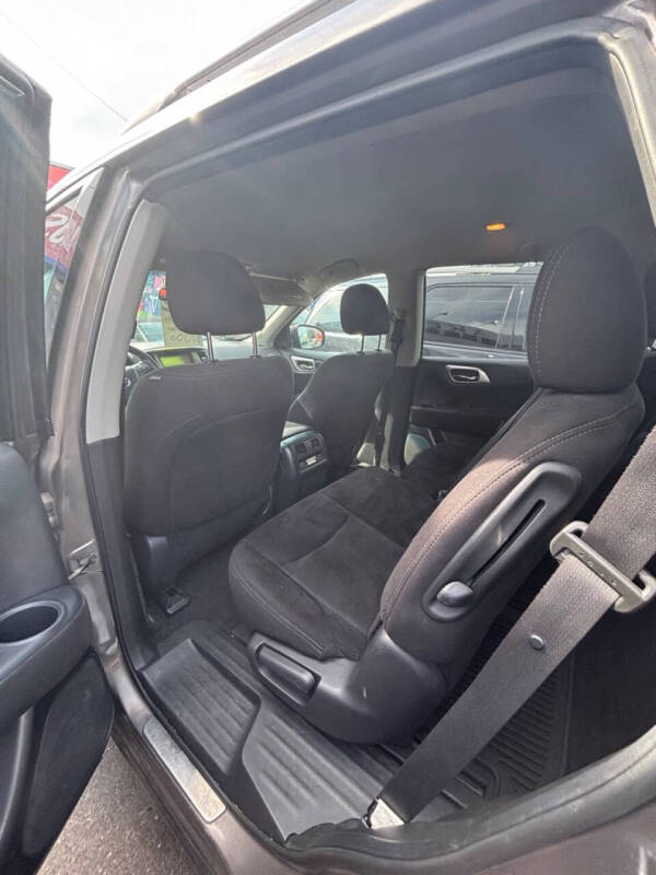 2014 Nissan Pathfinder S