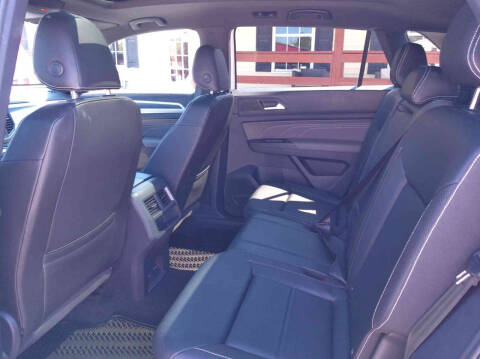 2021 Volkswagen Atlas Cross Sport V6 SE R-Line