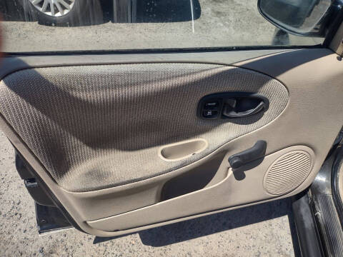 1999 Saturn S-Series SW1