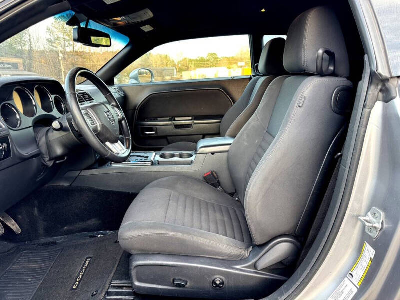 2014 Dodge Challenger SXT