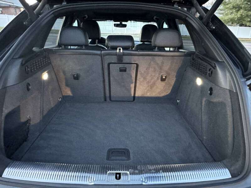 2016 Audi Q3 2.0T quattro Prestige