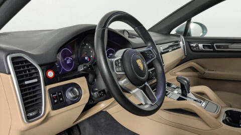 2021 Porsche Cayenne Coupe