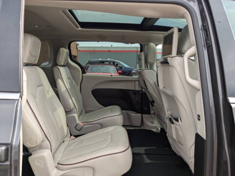 2017 Chrysler Pacifica Limited