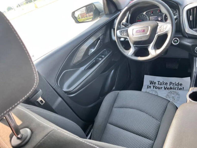 2024 GMC Terrain SLE