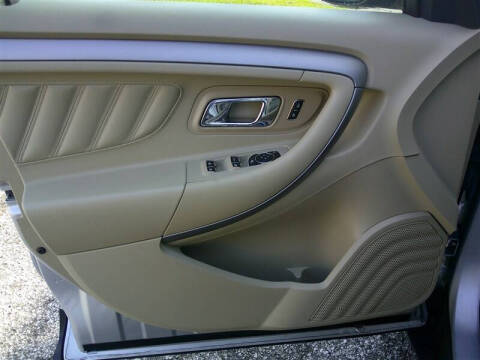 2013 Ford Taurus SEL