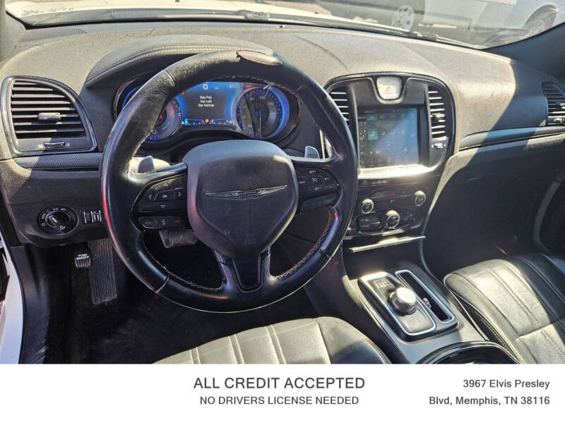 2016 Chrysler 300