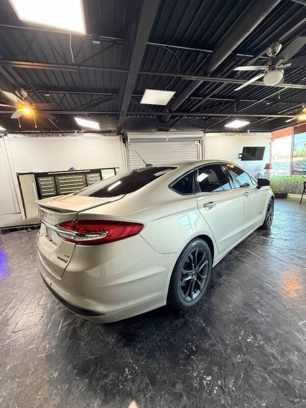 2018 Ford Fusion Hybrid SE