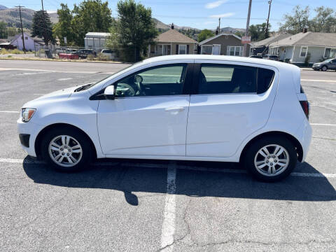2016 Chevrolet Sonic LT Auto