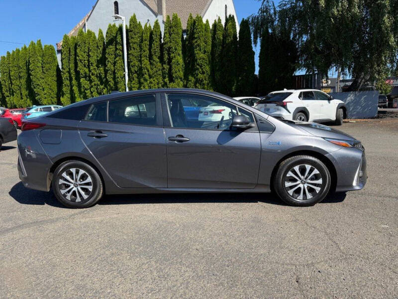 2022 Toyota Prius Prime Limited