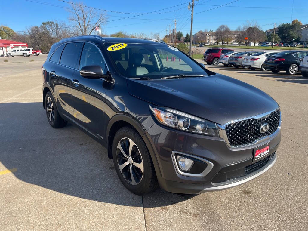 2017 Kia Sorento for sale at Martinson's Used Cars in Altoona, IA