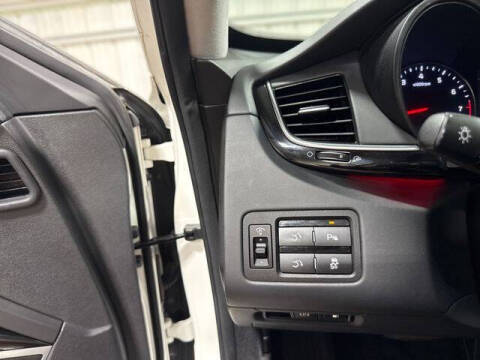 2016 Kia K900 Premium V6