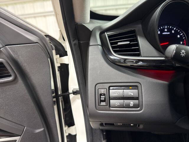 2016 Kia K900 Premium V6