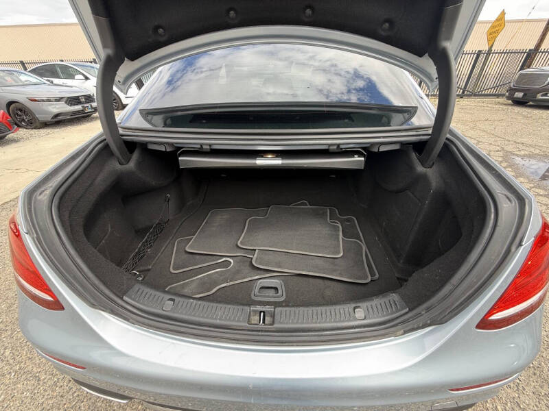 2018 Mercedes-Benz E-Class E 300
