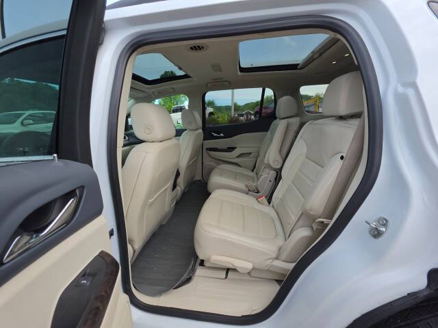 2020 GMC Acadia Denali - Photo 23