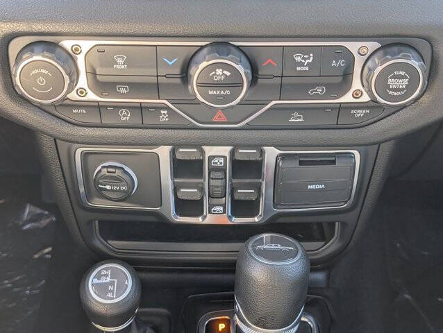 2025 Jeep Gladiator Sport S