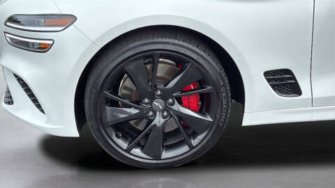 2023 Genesis G70