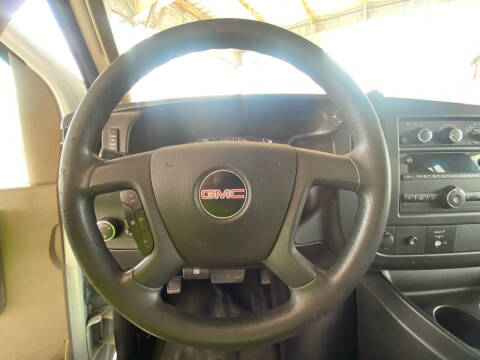 2017 GMC Savana 2500