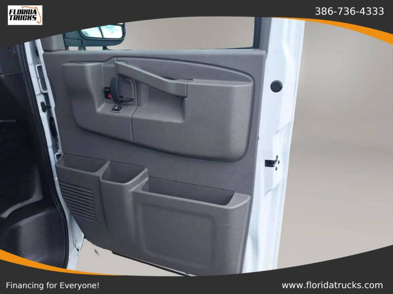 2021 Chevrolet Express 2500