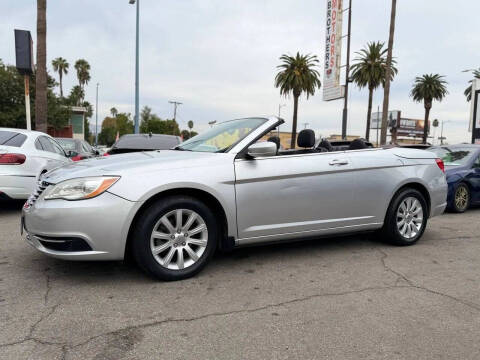 2012 Chrysler 200 Touring