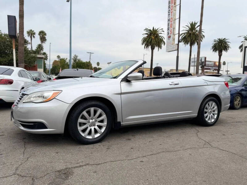2012 Chrysler 200 Touring